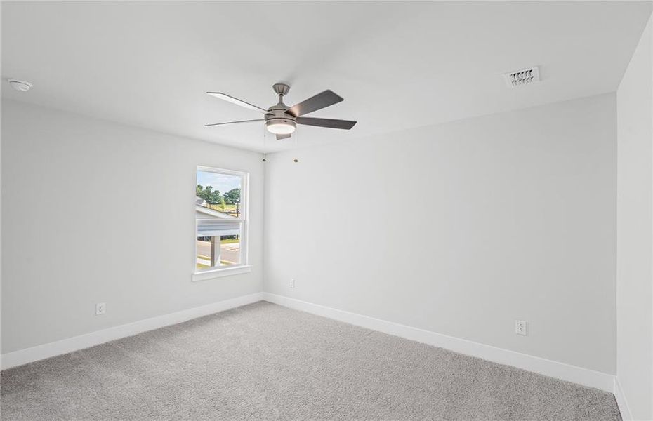 Spacious, unfurnished interior of a new home in Hunters Creek, Flowery Branch (Image 14).