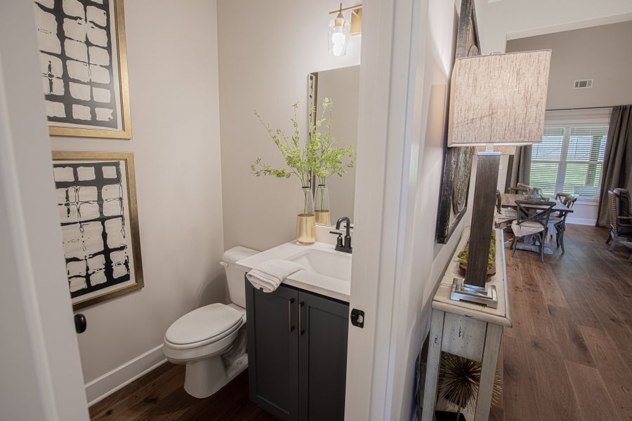 Representative furnished interior of a home built from the Huntington by Grant & Co in White Oak, Arlington (Image 30).