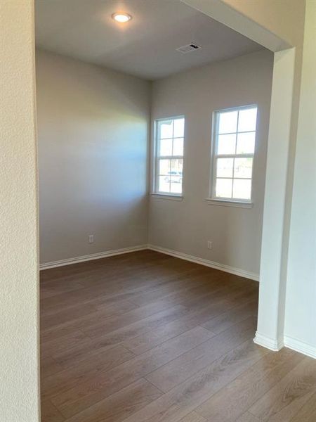 Spacious, unfurnished interior of a new home in Hillview Addition, Decatur (Image 10).