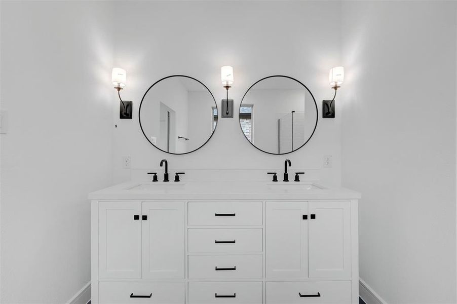 Furnished interior view inside a new home in Heritage Ranch, Sherman (Image 9).