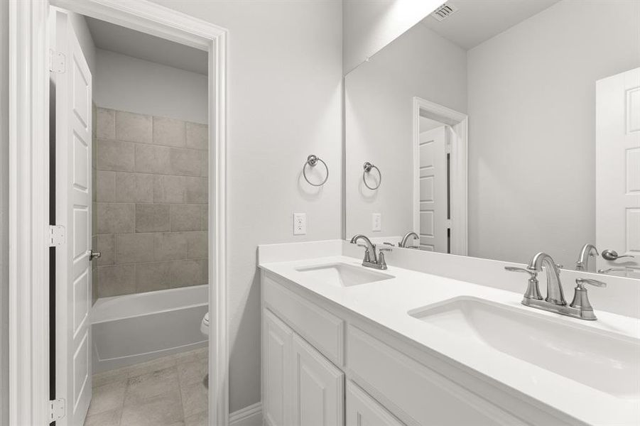 3539 Helios-Bathroom-2