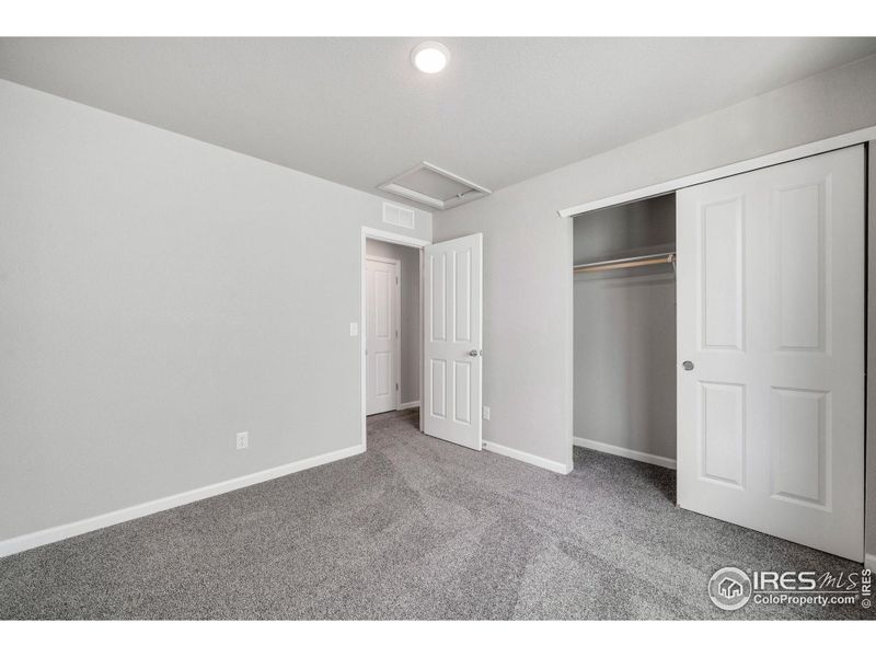 Spacious, unfurnished interior of a new home in Pintail Commons at Johnstown Village, Johnstown (Image 32).