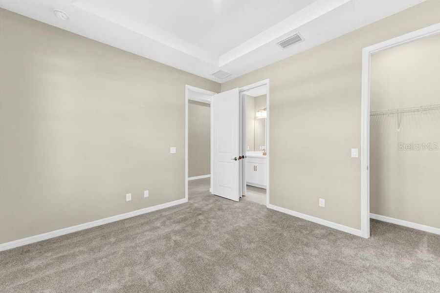 Spacious, unfurnished interior of a new home in Tiburon, Nokomis (Image 22). Spacious, unfurnished interior of a new home in Tiburon, Nokomis (Image 22).