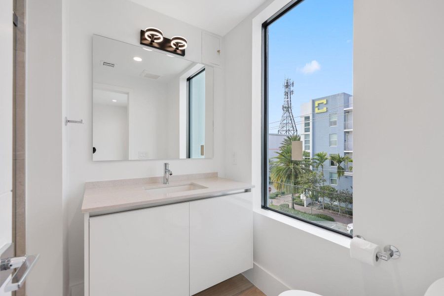 408 Southeast 2nd St - 78.jpg-SMALL