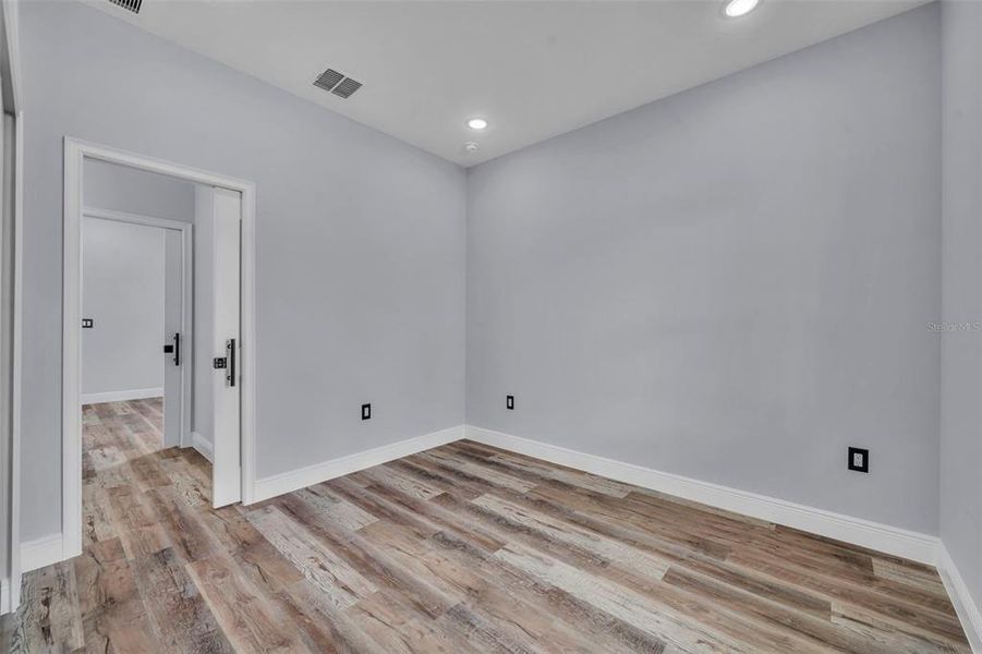 Spacious, unfurnished interior of a new home in , Poinciana (Image 36).