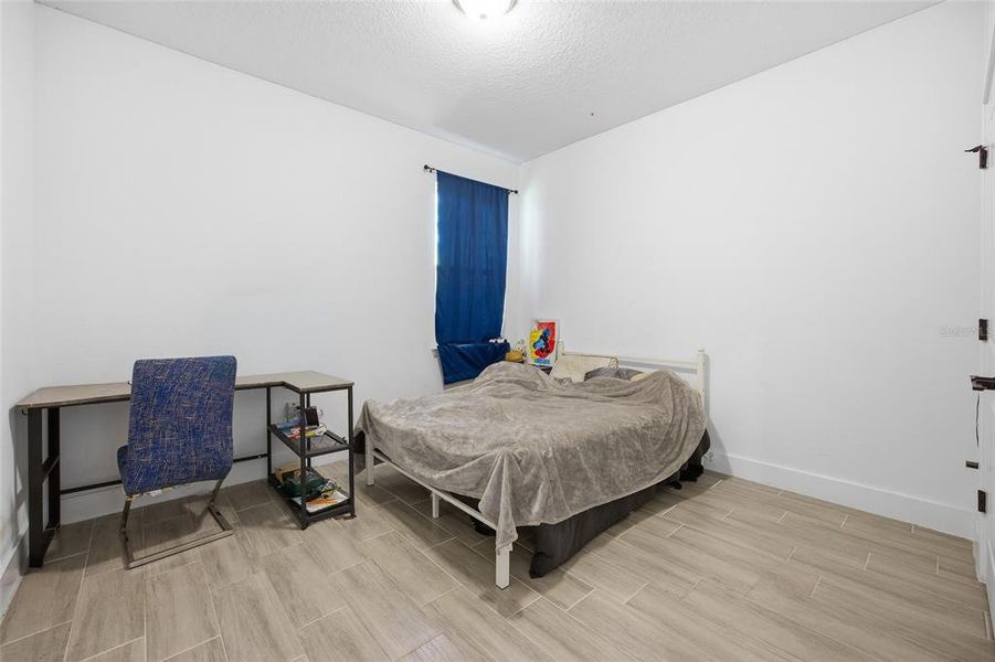 Furnished interior view inside a new home in , Ocala (Image 20).