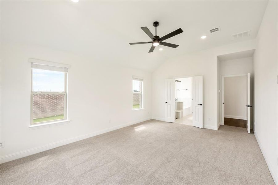 Spacious, unfurnished interior of a new home in Creekview Meadows, Pilot Point (Image 30). Spacious, unfurnished interior of a new home in Creekview Meadows, Pilot Point (Image 30).
