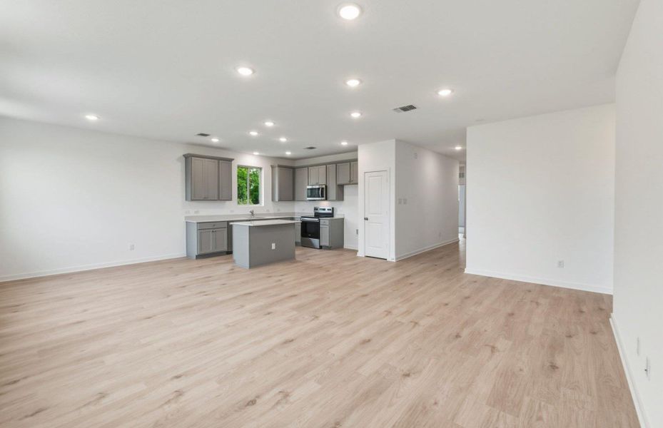 Spacious, unfurnished interior of a new home in County View, Temple (Image 12). Spacious, unfurnished interior of a new home in County View, Temple (Image 12).