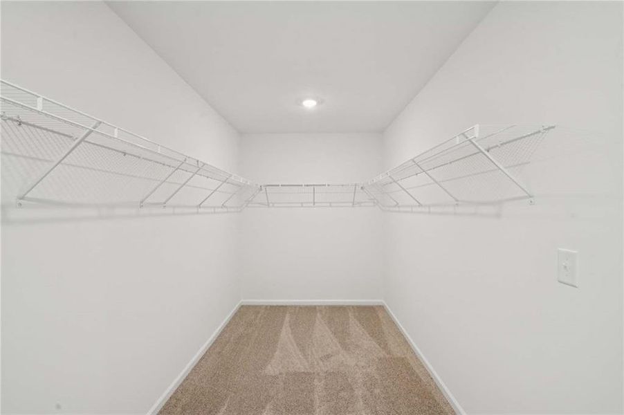 Spacious, unfurnished interior of a new home in The Estates at Casteel, Bethlehem (Image 12).