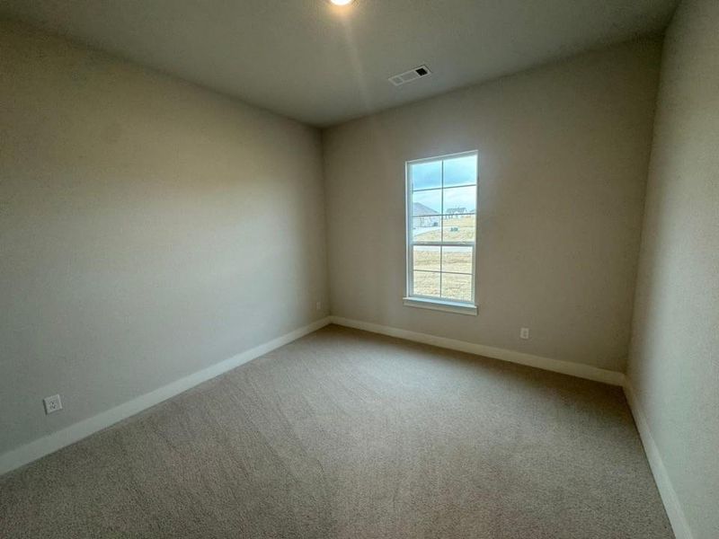 Spacious, unfurnished interior of a new home in Creekview Addition, Van Alstyne (Image 15).