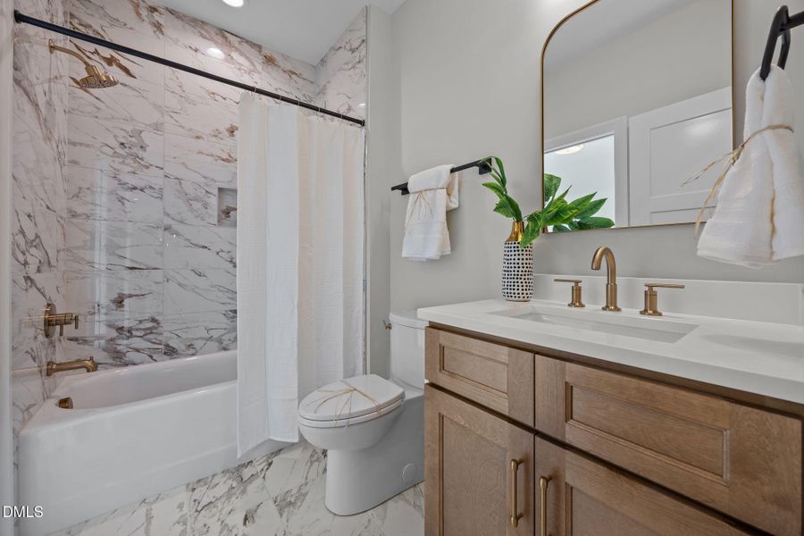 45-web-or-mls-IMG_2619 45-web-or-mls-IMG_2619