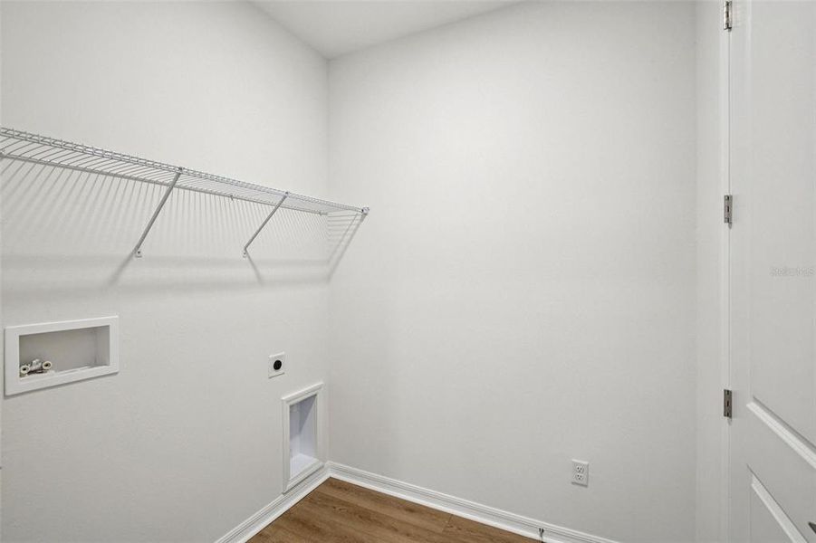 Spacious, unfurnished interior of a new home in , San Antonio (Image 32).