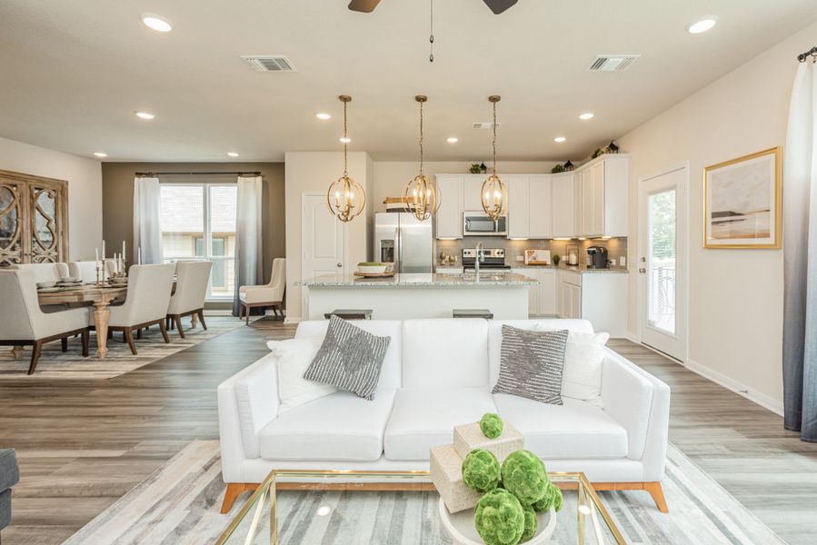 Representative furnished interior of a home built from the The 2516 by Stylecraft Builders in Arroyo Ranch, Seguin (Image 8).