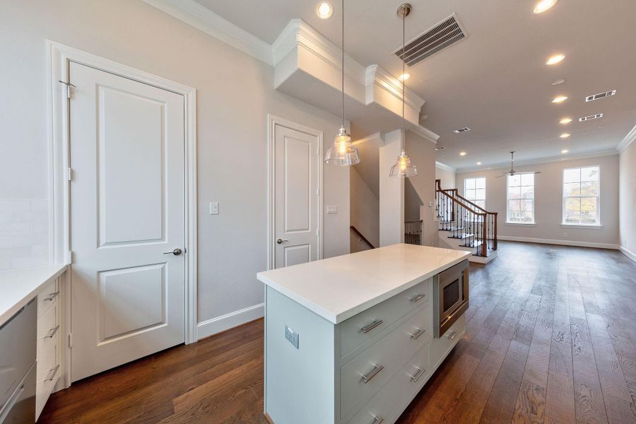 soaring 12ft ceilings and huge windows soaring 12ft ceilings and huge windows