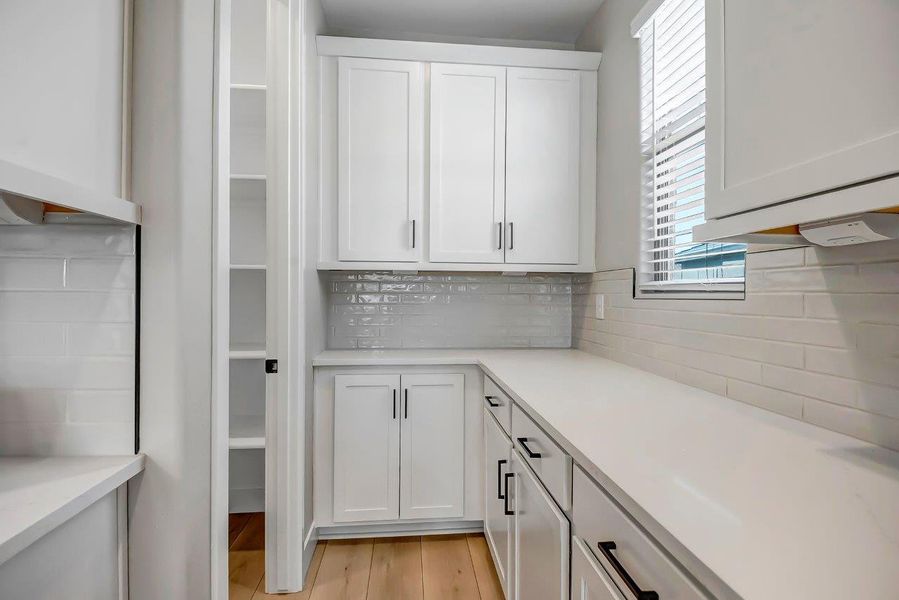 Furnished interior view inside a new home in Mesquite at North Creek, Queen Creek (Image 35). Furnished interior view inside a new home in Mesquite at North Creek, Queen Creek (Image 35).