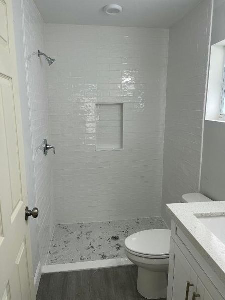 78881601583__5CF71F8E-87B0-4BB1-9BE4-E04