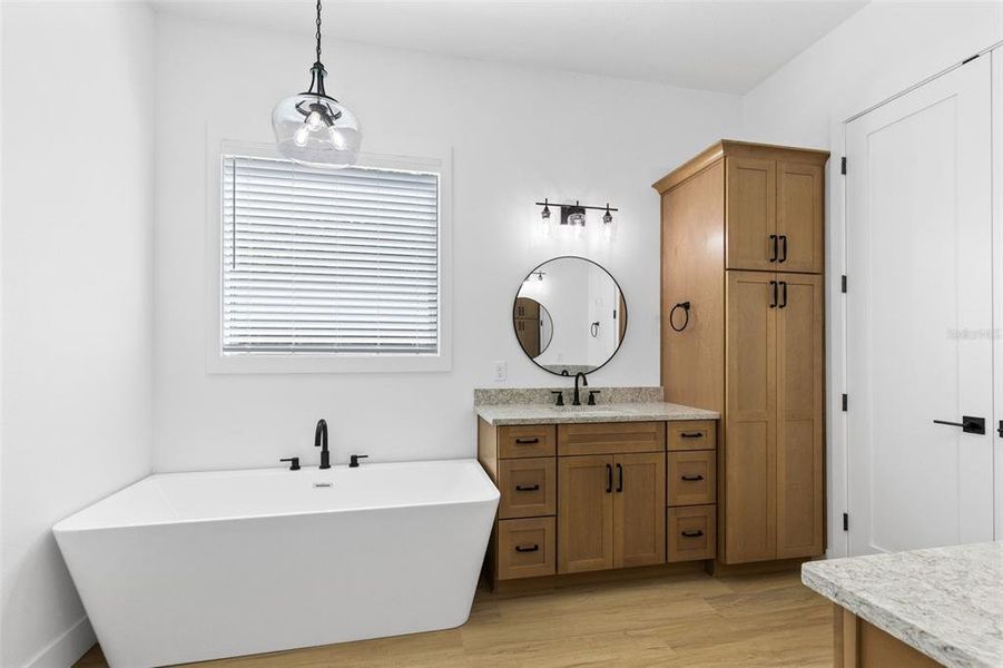 Furnished interior view inside a new home in , Yeehaw Junction (Image 5).