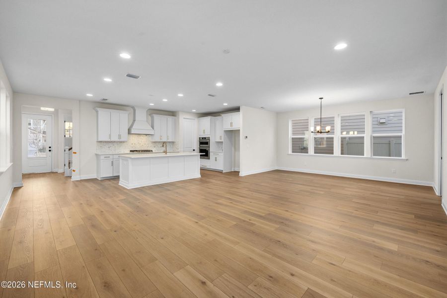 Spacious, unfurnished interior of a new home in Crosswinds at Nocatee, Ponte Vedra (Image 28).