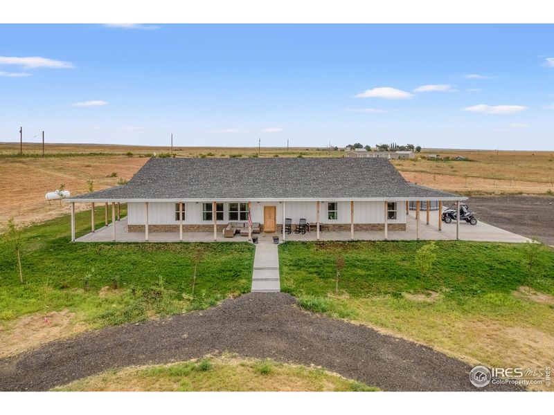 Exterior details and patio area of a home in , Weldona (Image 21).