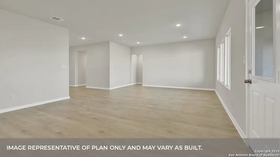 Spacious, unfurnished interior of a new home in Hartland Ranch, Lockhart (Image 18).