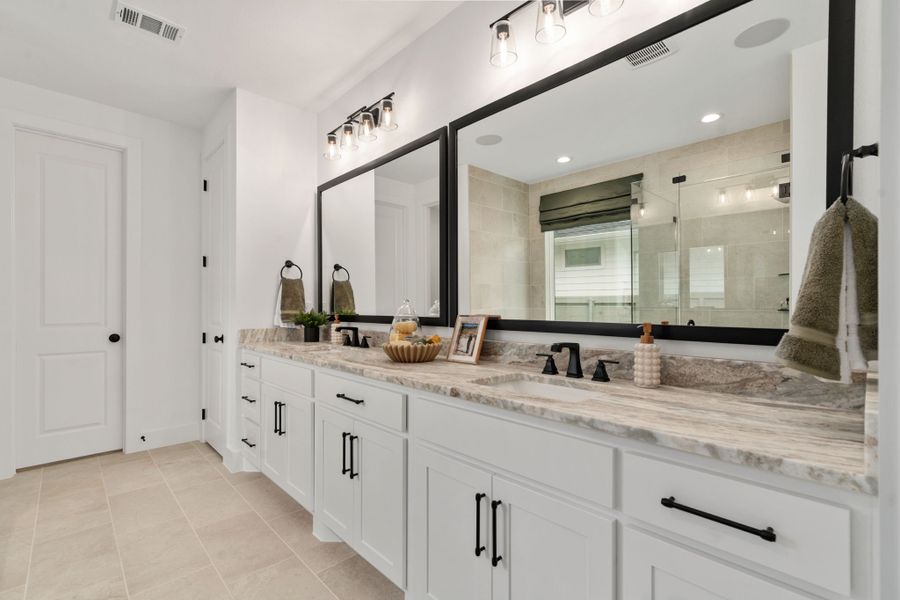 Plan 1565 Main Bathroom Representative Photo Plan 1565 Main Bathroom Representative Photo