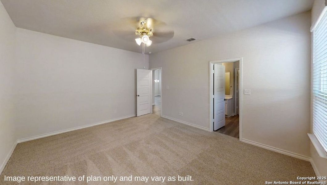 Spacious, unfurnished interior of a new home in Brookstone Creek, San Antonio (Image 14).