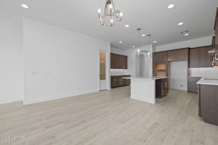 15)KITCHEN 15)KITCHEN