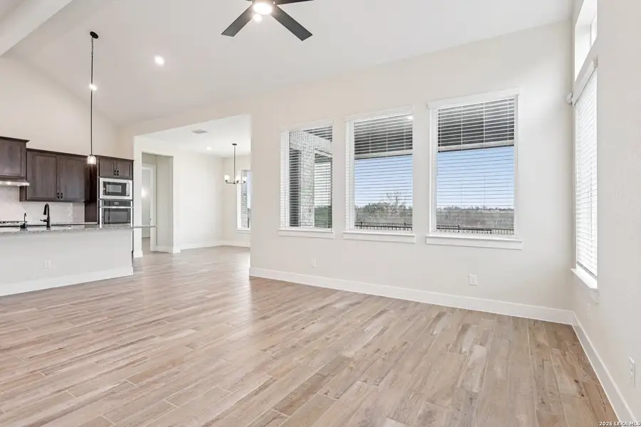 Spacious, unfurnished interior of a new home in Village at Three Oaks, Seguin (Image 16). Spacious, unfurnished interior of a new home in Village at Three Oaks, Seguin (Image 16).