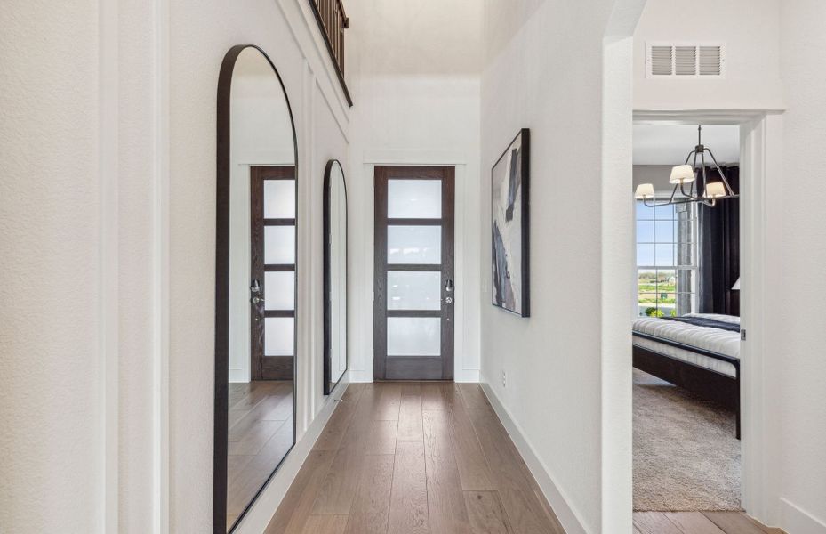 Representative unfurnished interior of a home built from the Sondra by Pulte Homes in Wellington, Fort Worth (Image 25).