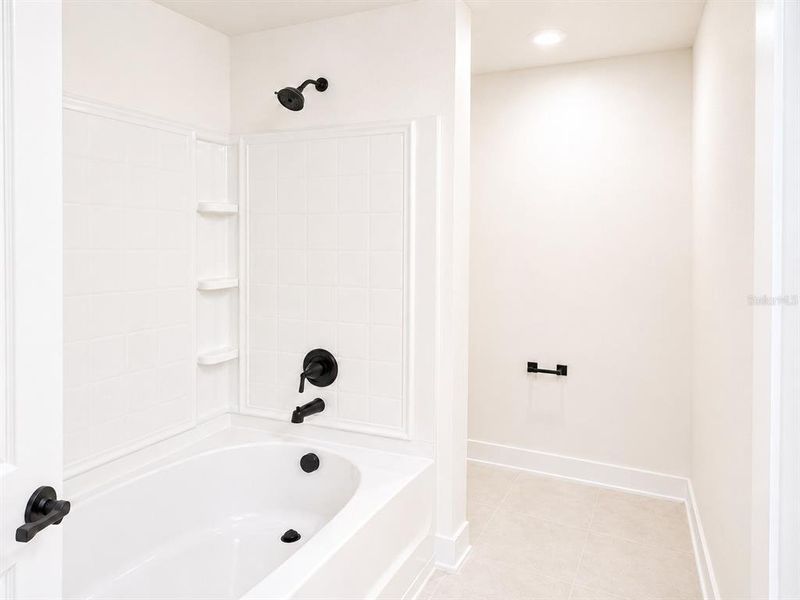 Spacious, unfurnished interior of a new home in Arbor Park, Leesburg (Image 9). Spacious, unfurnished interior of a new home in Arbor Park, Leesburg (Image 9).