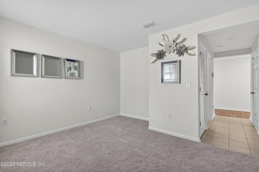 Spacious, unfurnished interior of a new home in , Jacksonville (Image 22).