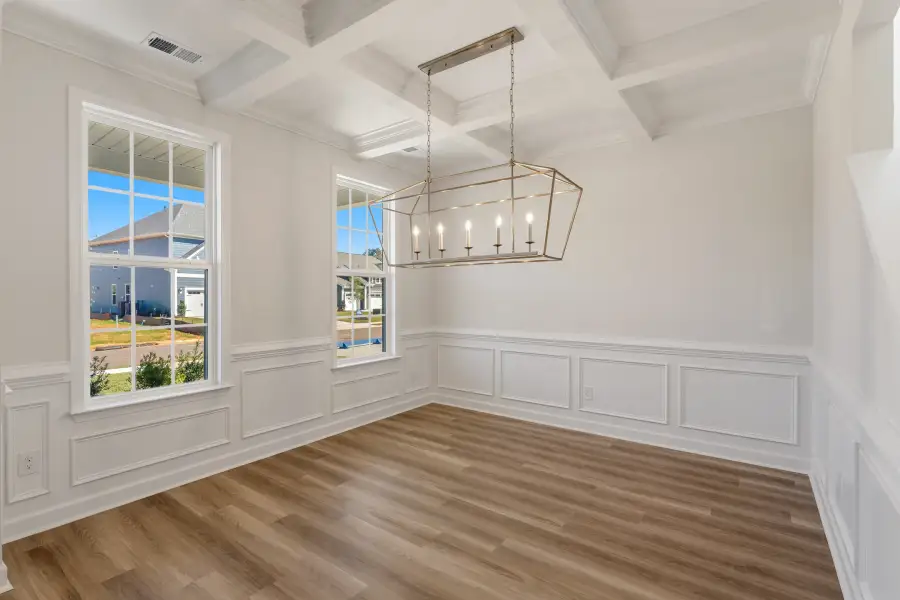 Spacious, unfurnished interior of a new home in Ridgecrest at Midway, Anderson (Image 15).