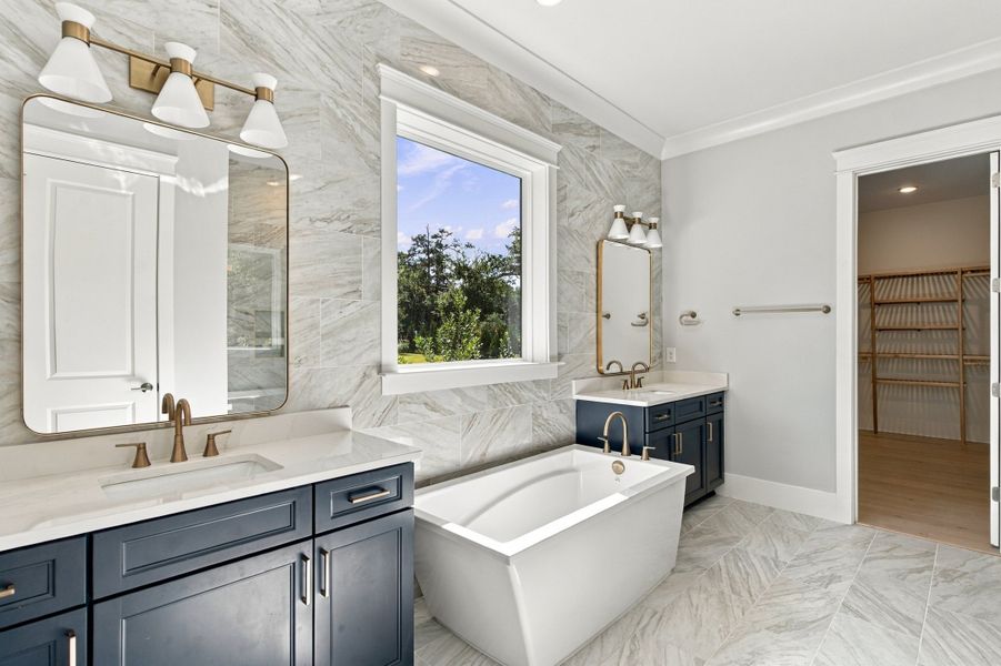 Representative furnished interior of a home built from the The Emerson by RobuckHomes in Stonehenge, Raleigh (Image 131).