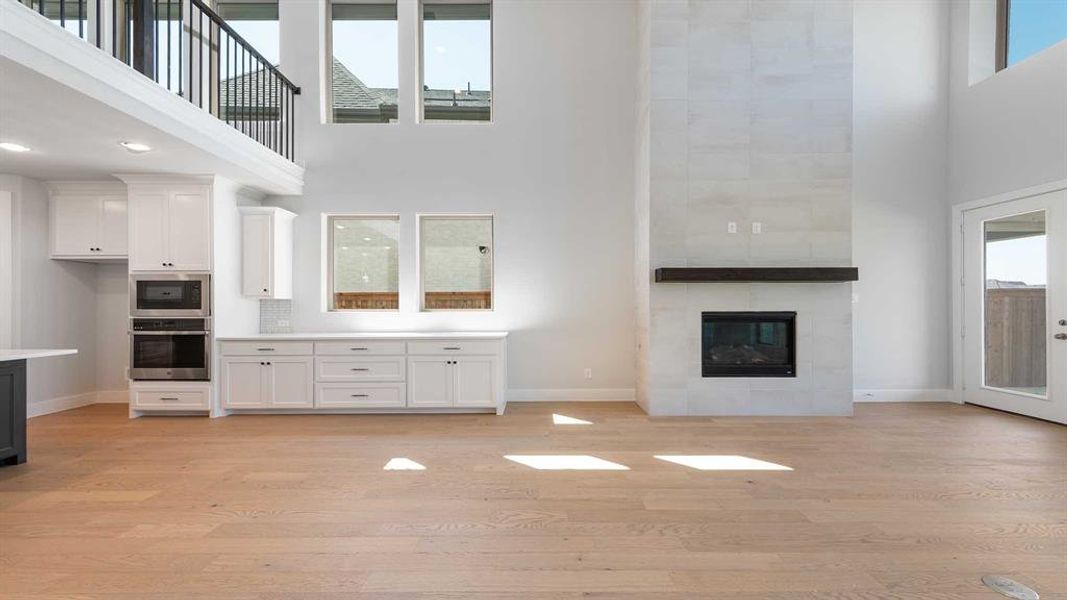 Furnished interior view inside a new home in Mosaic 50', Celina (Image 10).