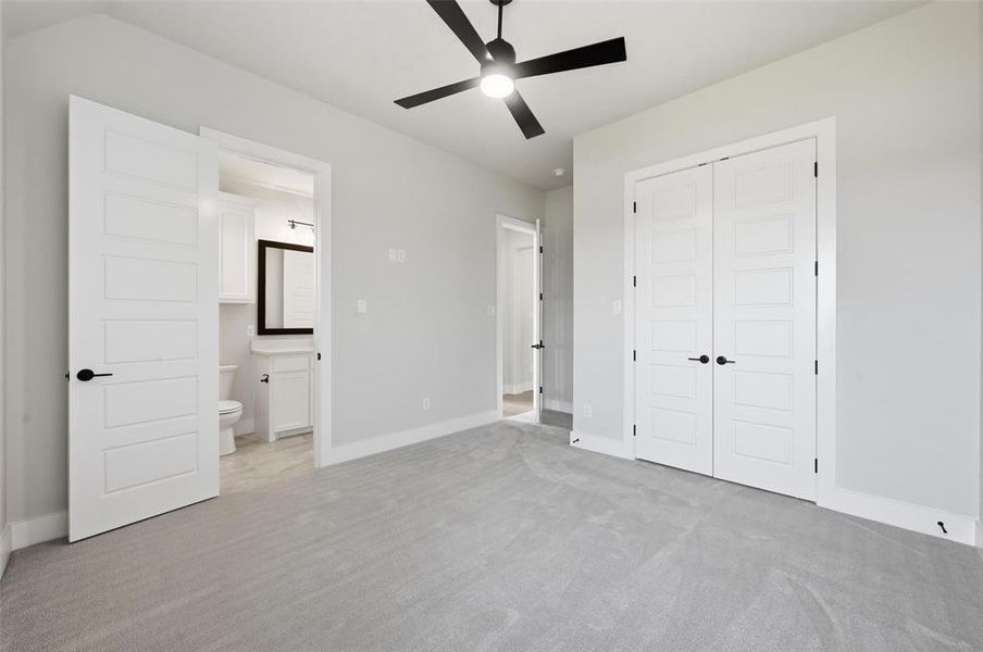 Spacious, unfurnished interior of a new home in Aledo Heights - Aledo ISD, Annetta South (Image 39).