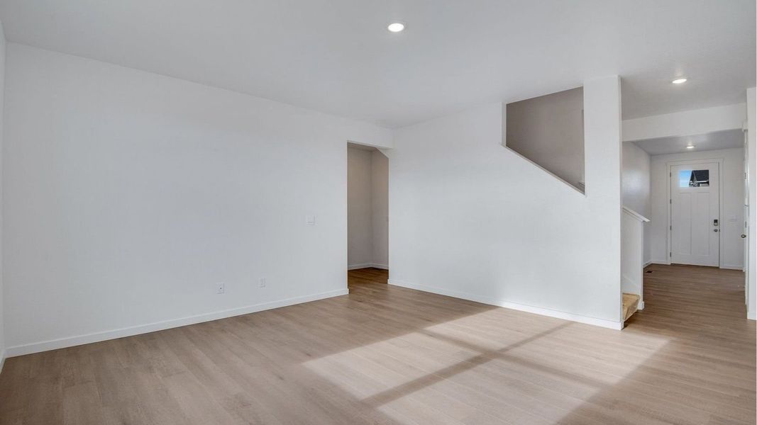 Spacious, unfurnished interior of a new home in Silver Peaks, Lochbuie (Image 20).