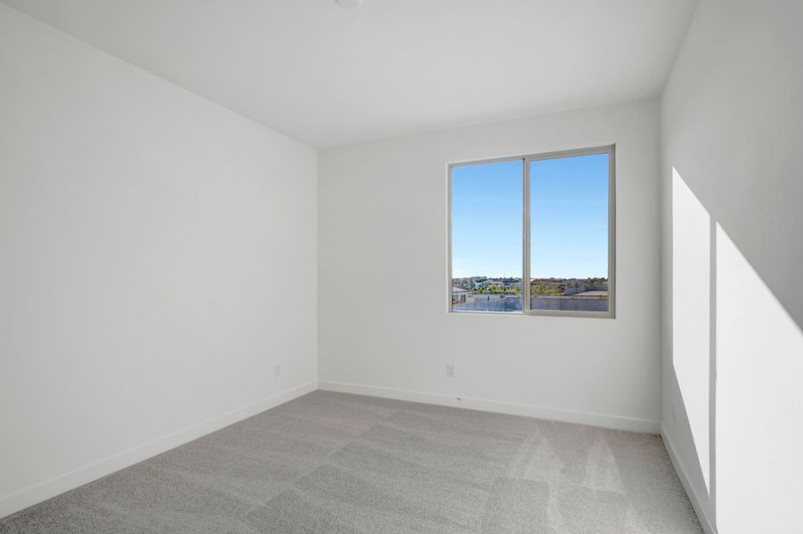 Spacious, unfurnished interior of a new home in Soleo, San Tan Valley (Image 33).