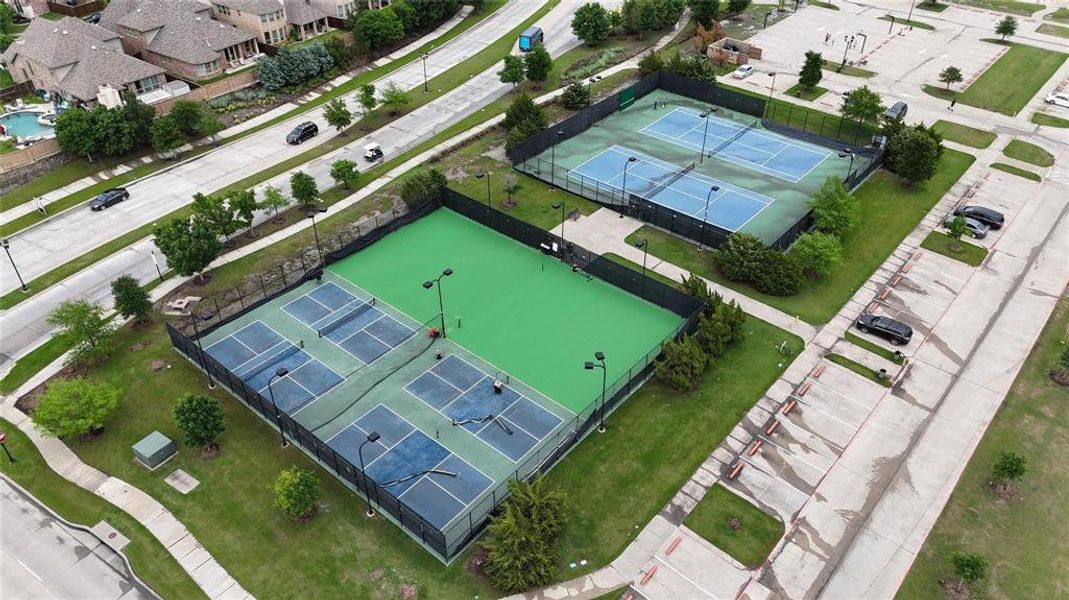 Community amenities in , Celina (Image 37).