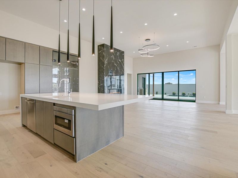 Furnished interior view inside a new home in , Horseshoe Bay (Image 14).