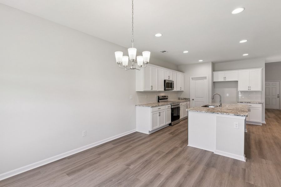 Spacious, unfurnished interior of a new home in Woodland Cove, Brunswick (Image 15).