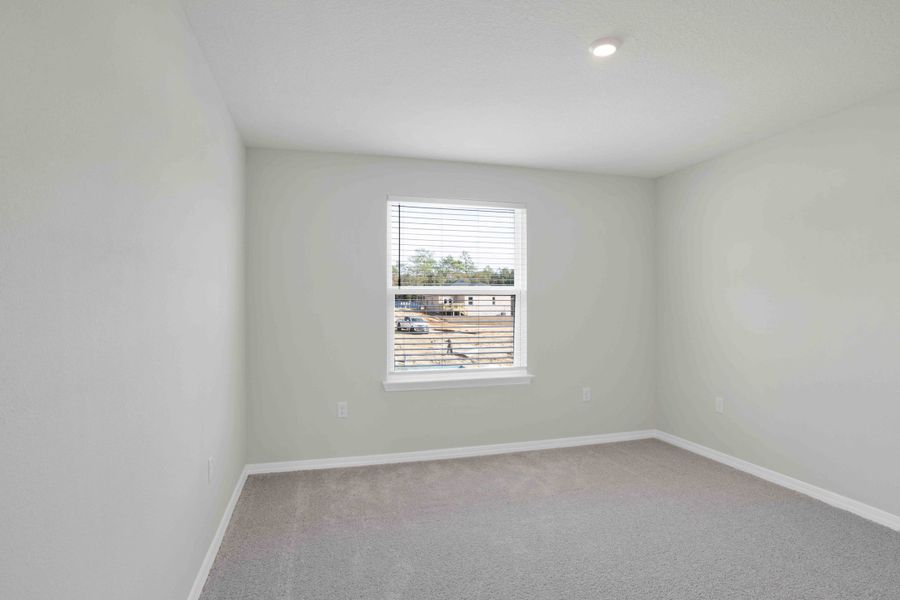 Representative unfurnished interior of a home built from the Sequoia by Maronda Homes in Bellview Pointe, Bellview (Image 23).