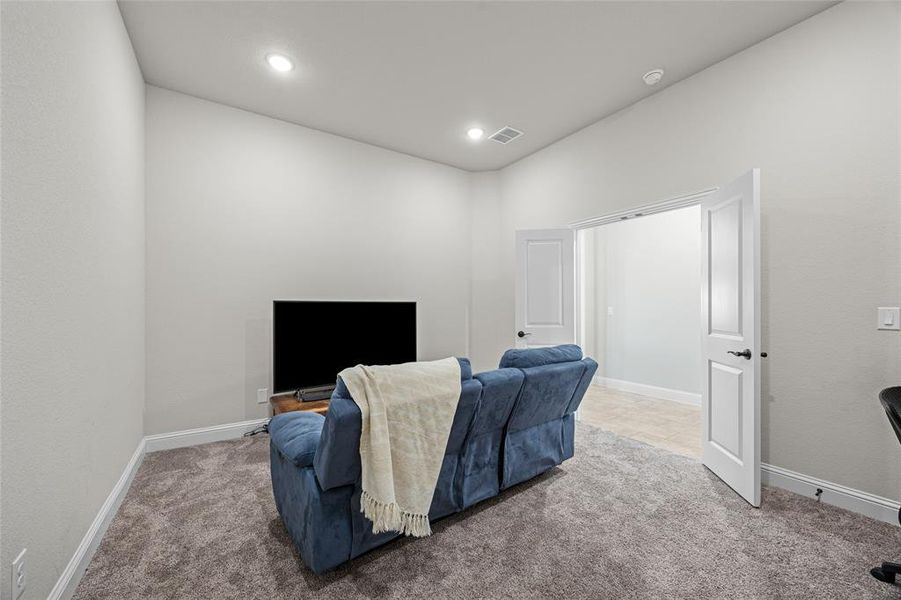 Furnished interior view inside a new home in The Oasis at North Grove 60-70, Waxahachie (Image 8). Furnished interior view inside a new home in The Oasis at North Grove 60-70, Waxahachie (Image 8).