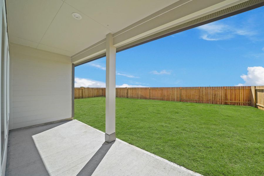 Exterior details and patio area of a home in Medina, Dayton (Image 23).