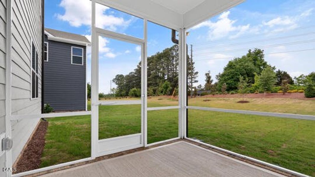 Manors at Haywood Glen_Lucas G_306_White