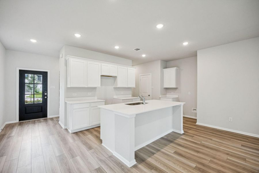 Furnished interior view inside a new home in Saint Tropez, Huffman (Image 5).