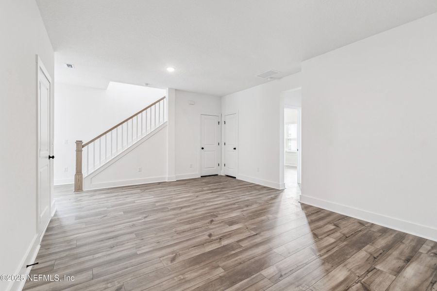 Spacious, unfurnished interior of a new home in Kettering at eTown - Traditional Collection, Jacksonville (Image 19).