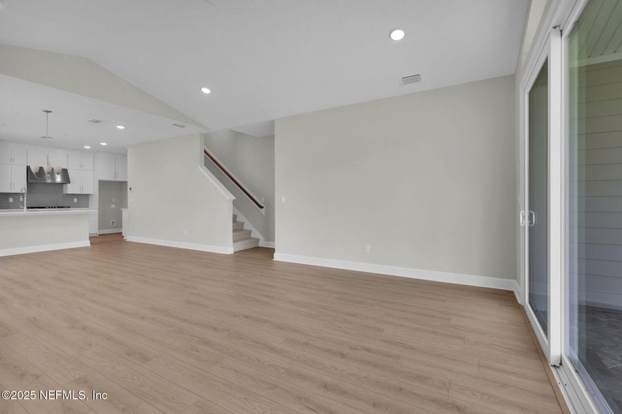 Spacious, unfurnished interior of a new home in Reflections at Nocatee, Ponte Vedra (Image 38).