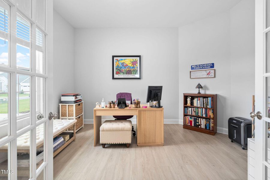 31-web-or-mls-321-falls-village-dr