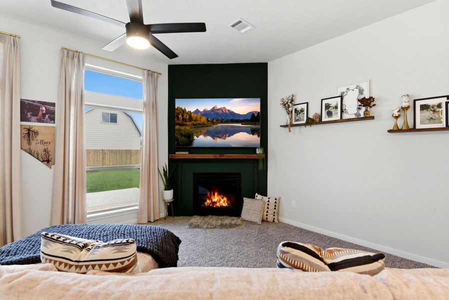 Furnished interior view inside a new home in Pedregal, Dickinson (Image 48).