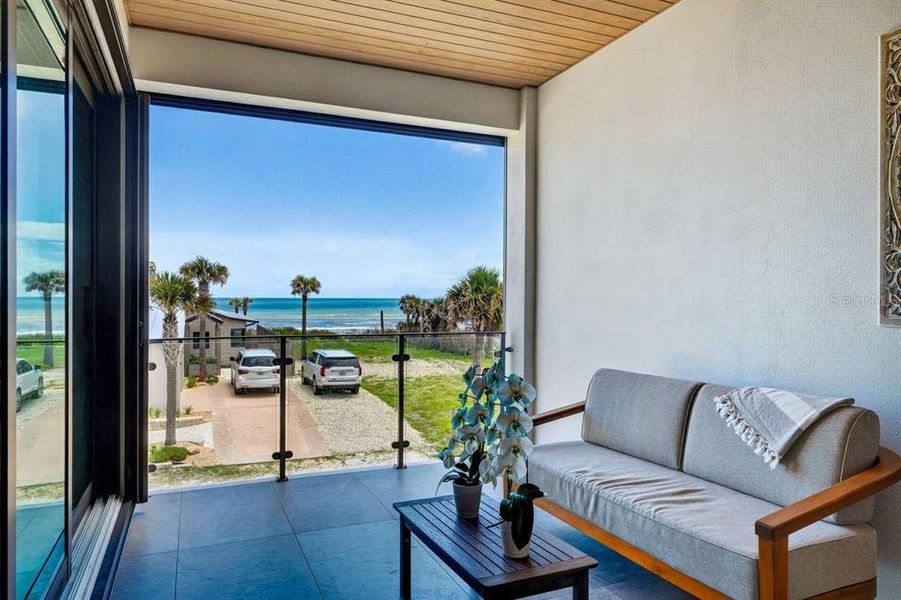Exterior details and patio area of a home in , New Smyrna Beach (Image 43).